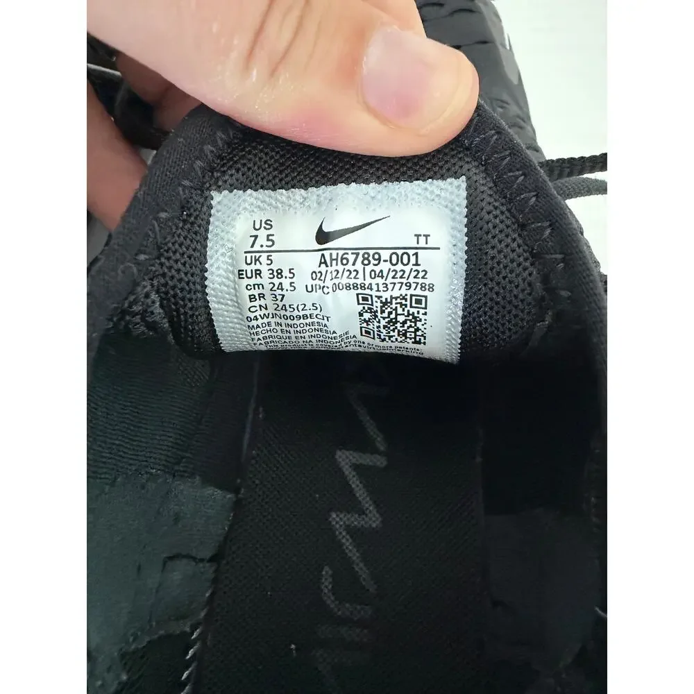 Nike Air Max 270 GS Sneakers Black White Foam Air sole Womens Size 7.5